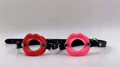 New Sex Toys For Women Fetish Leather Rubber Lips O Ring Open Mouth Gag Bondage Restraints Bdsm