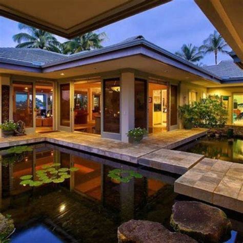 Pin By Max Leong On Architecture Bali House Hawaiian Homes Hawaii Homes