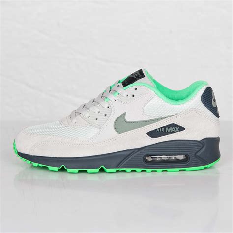 Nike Air Max 90 Essential 537384 043 Sneakersnstuff Sneakers