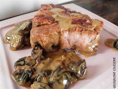 Rôti de veau aux pruneaux