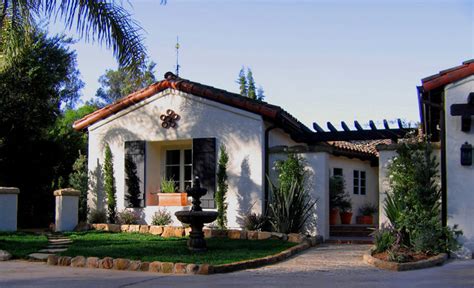 Charming Spanish Style Courtyard And Home In Montecito Ca