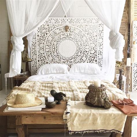 ethnic moroccan bedroom  modern patterns homemydesign