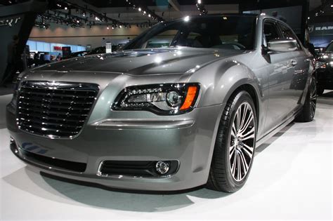 Its A Detroit Thing Chrysler 300s 426 Hemi V8 Concept Growls At The