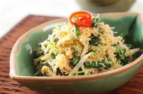 Dilengkapi dengan cara membuat bumbu urap sayuran komplit. Resep Urap Sayuran Aroma Jeruk Enak, Menu Pelengkap Lezat ...