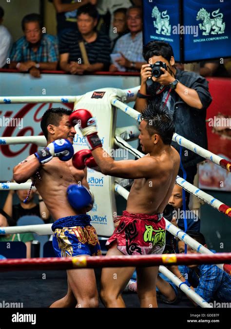 Thai Boxing Bangkok Thailand Stock Photo Alamy