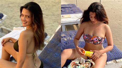 Bong Beauty Riya Sen Looks Sizzling In Bikini Avatar See Pics Iwmbuzz