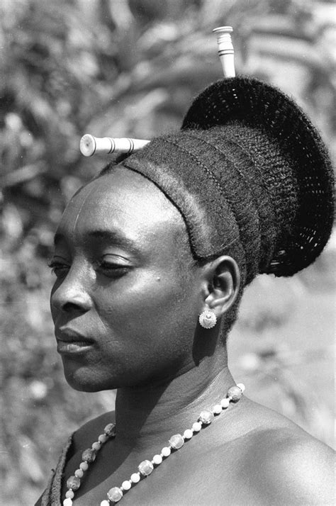 From Congo A Mangbetu Woman With A Fine Coiffe Traditional Hairstyle