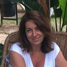 Music is the silence between the notes, claude debussy once wrote. Dra. Ana Cristina Marques - Ginecologista Lisboa