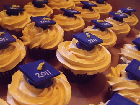 Graduation Cup Cakes — Graduation | Blue graduation party, Graduation cups, Graduation cakes