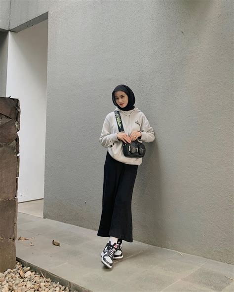 Ide Ootd Fashion Hijab Style Yang Kekinian Dan Simpel Mode Casual Hijab Outfit