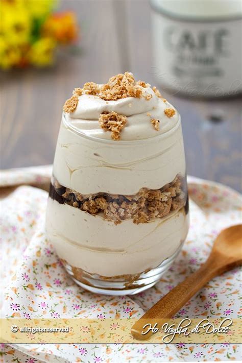 Ecco una selezione di ricette semplici pronte in pochi minuti per dolci veloci, che nella maggior parte dei casi non necessitano di cottura, né tanto meno di lavorazioni elaborate e lunghe liste di ingredienti. Coppette Cremose al Caffè veloci | Dolci, Ricette dolci e ...