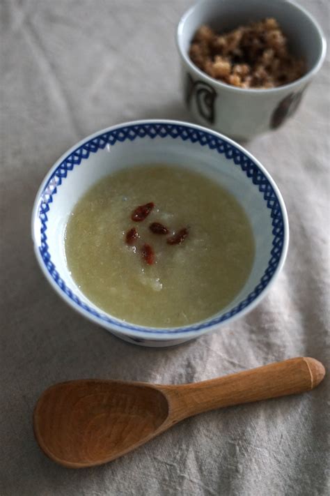 「むくみ改善レシピ」中華風 冬瓜のスープ - こぐまキッチン