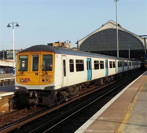 Thameslink Bids Farewell To Final Class 319s Rail Uk In 2023 Final Class Uk Rail British Rail