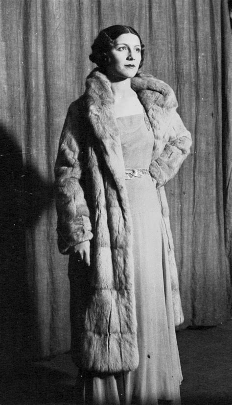 pin by 1930s 1940s women s fashion on 1930s evening furs daily fashion inspiration vintage