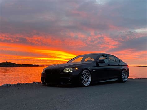 Hey guys what's up videos kaisi lag rhi hai aap sab ko comment section me zarrur batanaor videos ko dekhne ke baad please like & share kar dia karo guys. Decided to take a photo of my 535i in the sunset, turned out pretty nice actually! IG: bmwgrafic ...