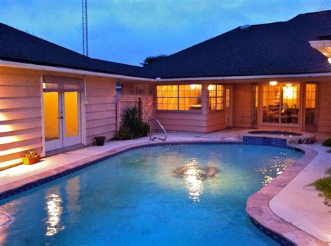 Luxury Home W Pool And Hot Tub In Galveston Vacation Rental