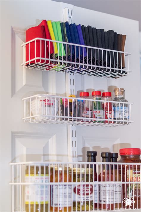 Nine Ideas To Organize A Small Pantry With Wire Shelving Kelley Nan