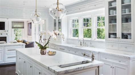 Cleaning every day is better than cleaning infrequently. 8 must-know techniques for keeping your kitchen cabinets ...
