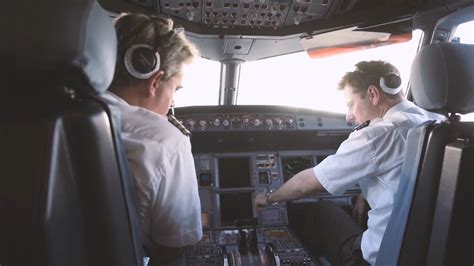 Aircraft Line Maintenance Mobile Ways Of Communication Inform