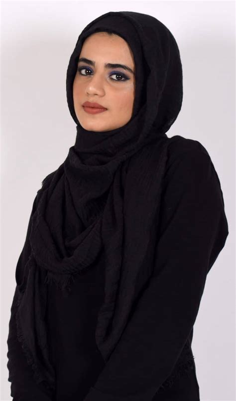Black Premium Cotton Hijab That Adorbs Hijab