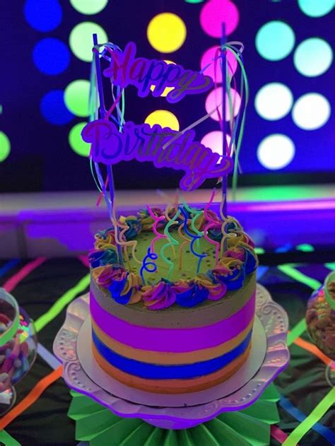 10 Top Glow In The Dark Theme Cake