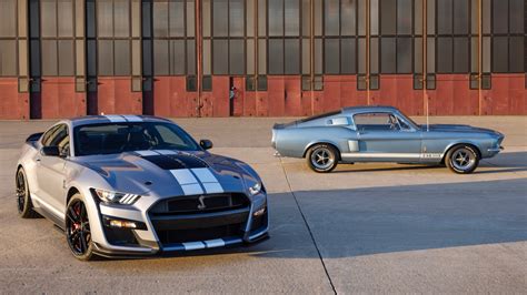 2022 Ford Mustang Shelby Gt500 Heritage Edition Gets Retro Look