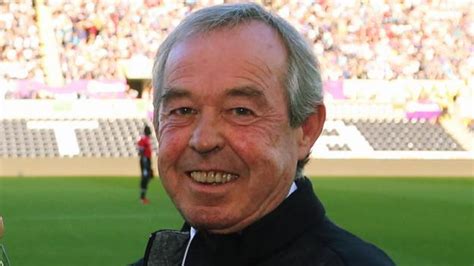 Brian Flynn Former Manager In Caretaker Charge Of Wrexham Bbc Sport