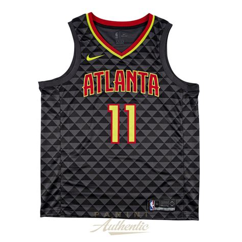 Nwt fanatics trae young #11 nba basketball jersey atlanta hawks red youth xl. Trae Young Signed Hawks Jersey (Panini COA) | Pristine Auction