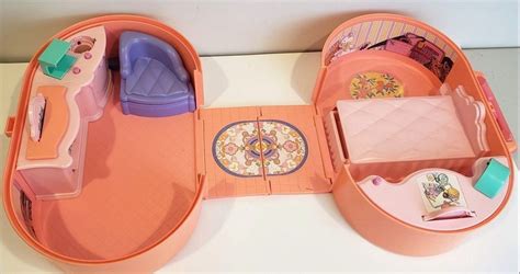 Barbie Pink Fold Out Pop Up Playhouse Bedroom Case Vintage 1994 Mattel