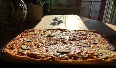 Die Weltbeste Pizza Essbares Glück