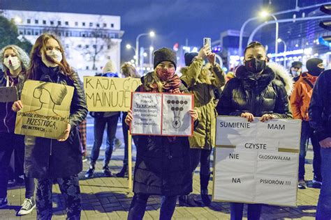 Morawski stał się wzorem dla wielu pokoleń naukowców, a to co co w ostatnim czasie zrobiono z osobą pana morawskiego było niegodne. VII strajk kobiet w Rzeszowie. "Nikt nikogo nie zmusza do ...