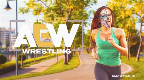 thunder rosa takes her first steps literally back to the aew ring