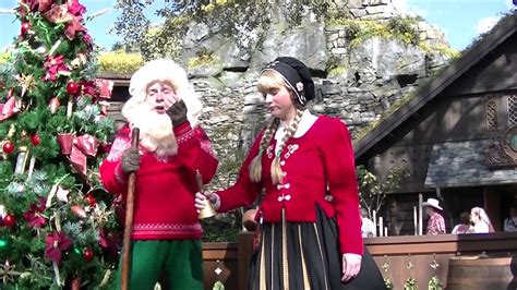 epcot holidays around the world norway sigrid and julenissen dec 14 2016 youtube