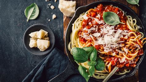 What Your Favorite Pasta Dish Says About Your Personality