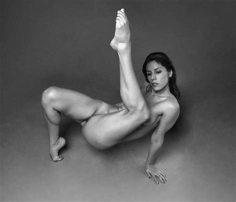fascinating women Jerzy RĘKAS Nude Art Photography Curated by
