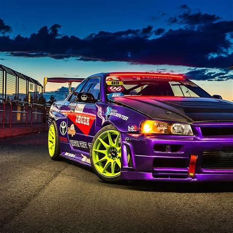 I think it looks amazing, very nice colors and reflections, but you be the judge! Nissan Skyline R34 Rc Drift Car - DOKUMEN PAUD TK SD SMP
