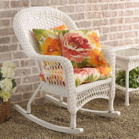 Fact You Relax Quicker In Savannah Wicker White Wicker Rocking Chairs White Wicker Rocker