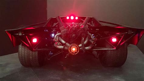 Представлен детальный взгляд на бэтмобиль из грядущего Бэтмена Gamemag
