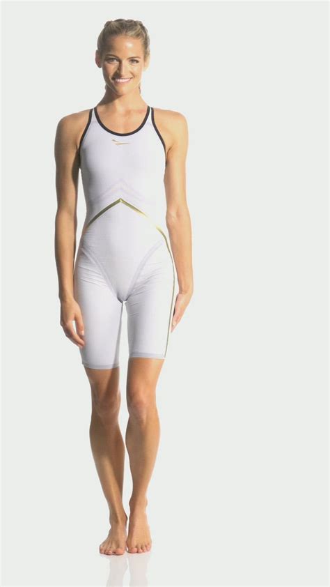 Finis Womens Rival Closed Back Kneeskin Tech Suit Swimsuit At