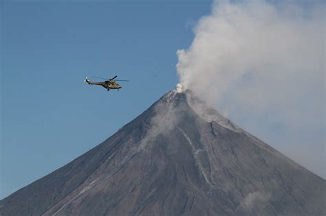 Mayon Alert Lowered As Eruption Threat Decreases Abs Cbn News