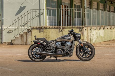 New 2022 Indian Motorcycle Scout® Bobber Abs Elkhart In Specs Price Photos Silver Quartz