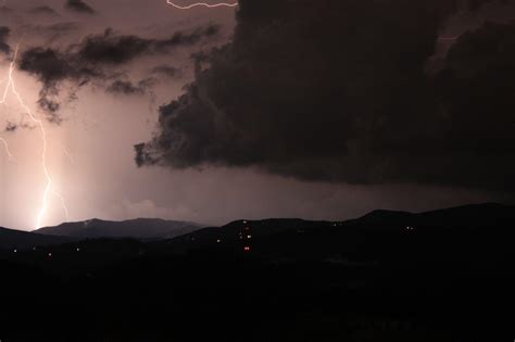 Lightning Over The Smoky Mountains This Morning Rpics