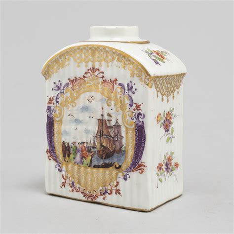 A Porcelain Tea Caddy Presumably French First Half Of The 19th