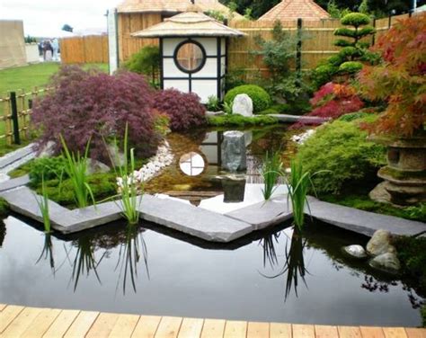 You can create a bamboo entryway, or if you prefer, you can create fences and other ornamental aspects within the garden itself. Pond Design - Inspiration - Japanese Gardens | Pond Stars UK