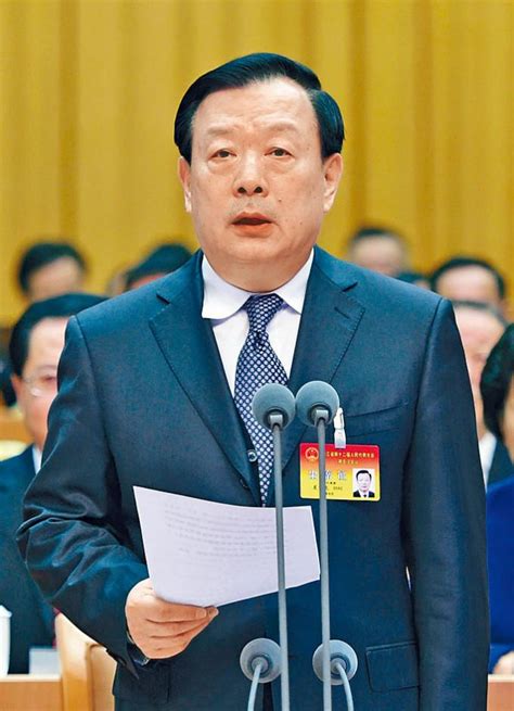 Jun 18, 2021 · 答案是否定的。這一點，全國政協副主席、國務院港澳辦主任夏寶龍今年2月在落實「愛國者治港」的演講中說得非常清楚：愛國者必然尊重和維護國家的根本制度和特別行政區的憲制秩序。 黎智英戴耀廷黃之鋒 夏寶龍點名：須予嚴懲 | 多倫多 | 加拿大中文新聞網 - 加拿大星島日報 Canada Chinese News