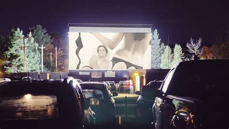 outdoor movie theatre dallas