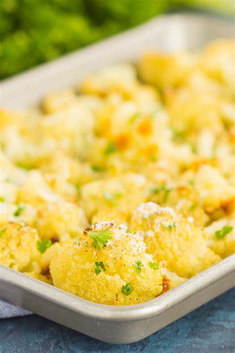 It's super easy to make and totally customizable with your favorite seasonings.</p> <p. Roasted Garlic Cauliflower | FaveSouthernRecipes.com