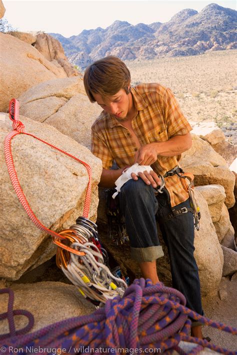 Rock Climbing Joshua Tree National Park Photos By Ron Niebrugge