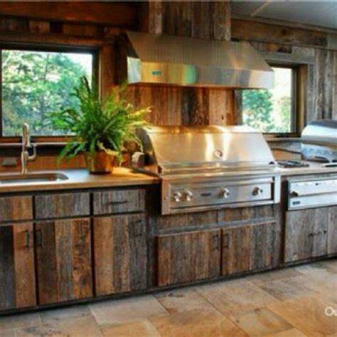 20 Wood Outdoor Kitchen Ideas