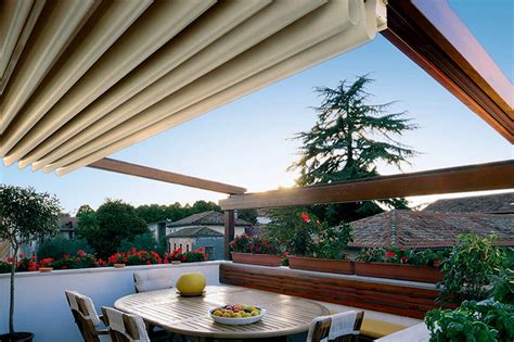 Retractable Roof Systems Canopies And Folding Roofs Zapp Outdoor